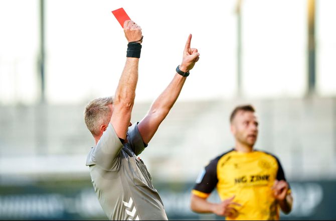 3F Superliga -Første gang nogensinde: Cyprioter skal dømme i Superligaen