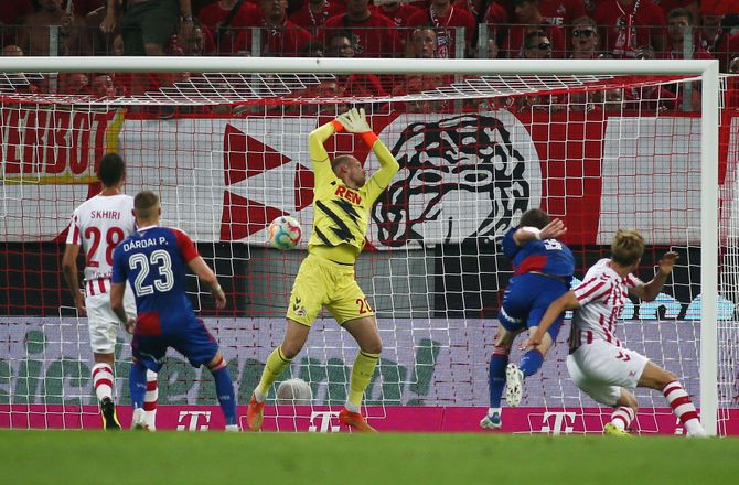 Conference League -Fehervar og Kasper Larsen tog fusen på Pedersens Köln