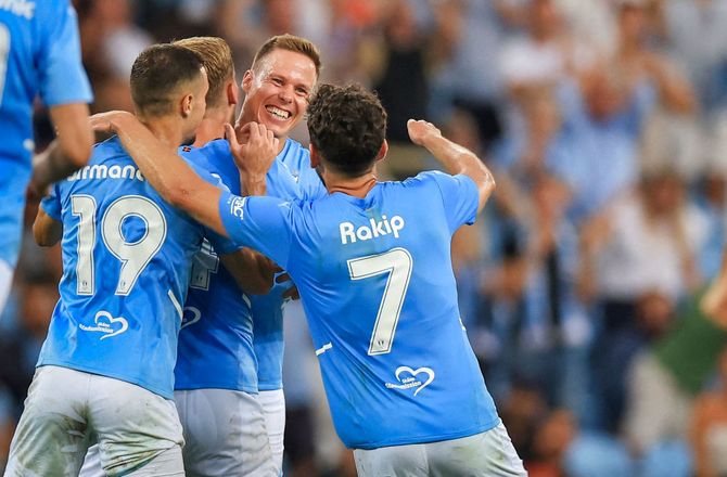 Allsvenskan -Malmö FF belønner Patriot: Ny aftale til 2027