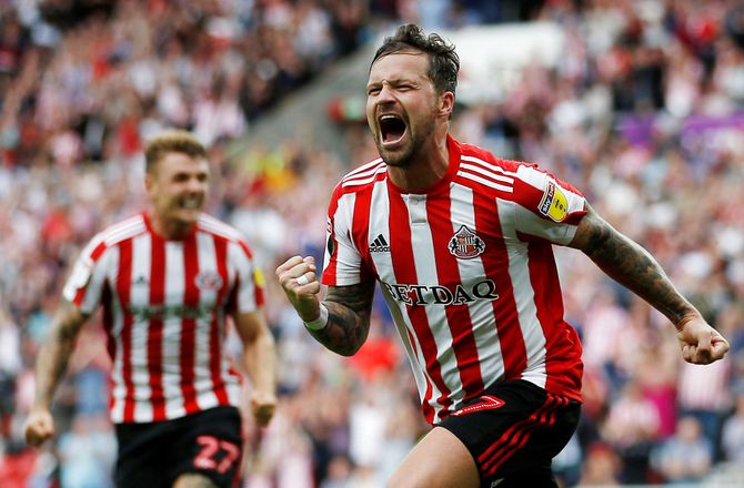League 1 -FA sigter Lincoln-spiller for brud af betting-regler