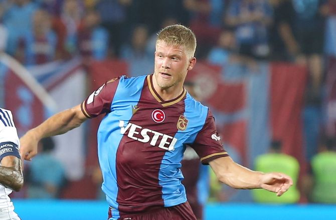 3F Superliga -Avis: FC København køber Andreas Cornelius