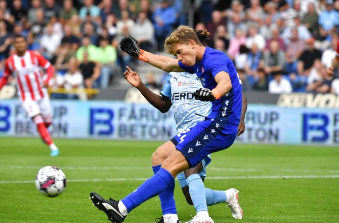 3F Superliga -Hamrén stoler på Sander: Posavec er skadet
