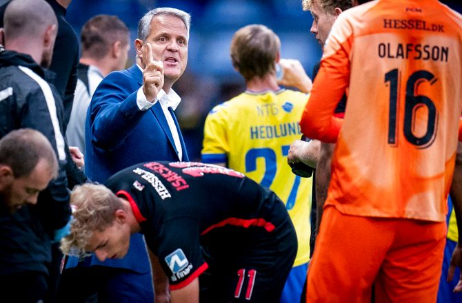 3F Superliga -Capellas efter drømmedebut: Stolt af spillerne 