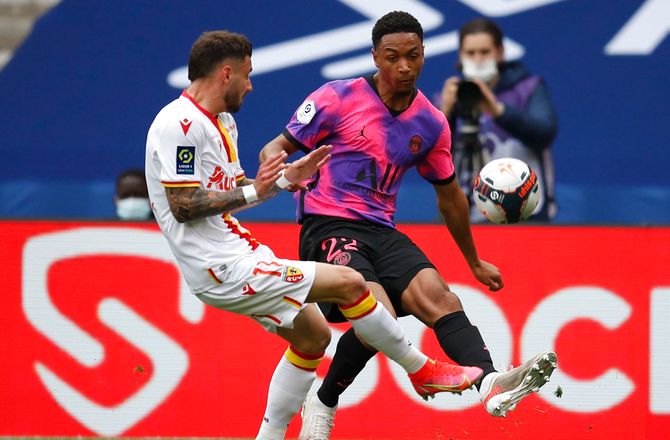 International -Officielt: PSG sender stopper til Leipzig 