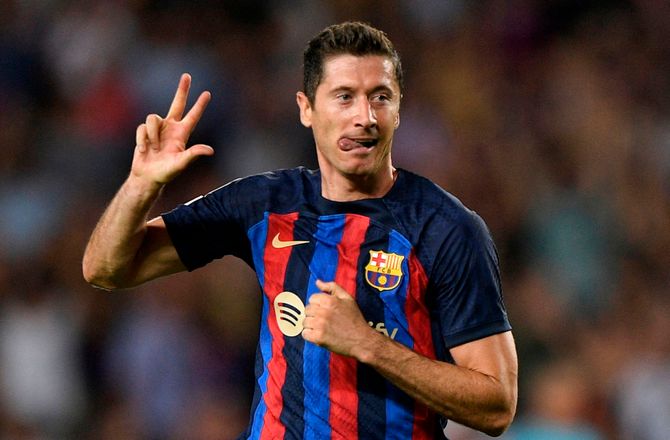 La Liga -Barca bad Lewandowski holde igen: Lå i baghovedet