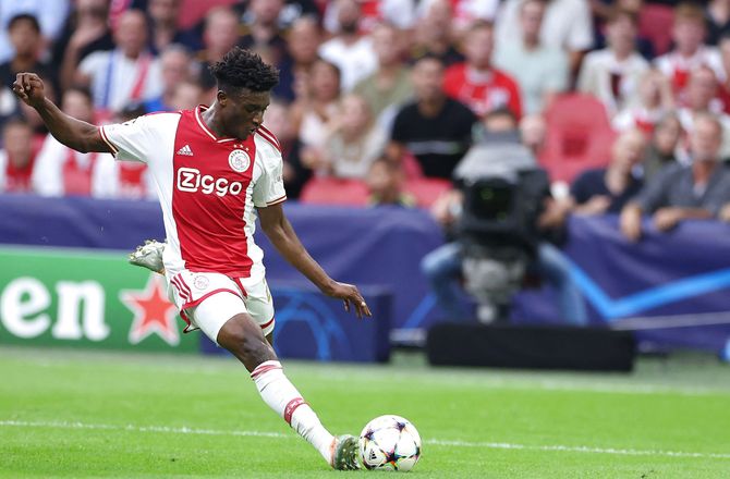 Æresdivisionen -Kudus på tavlen i Ajax-storsejr