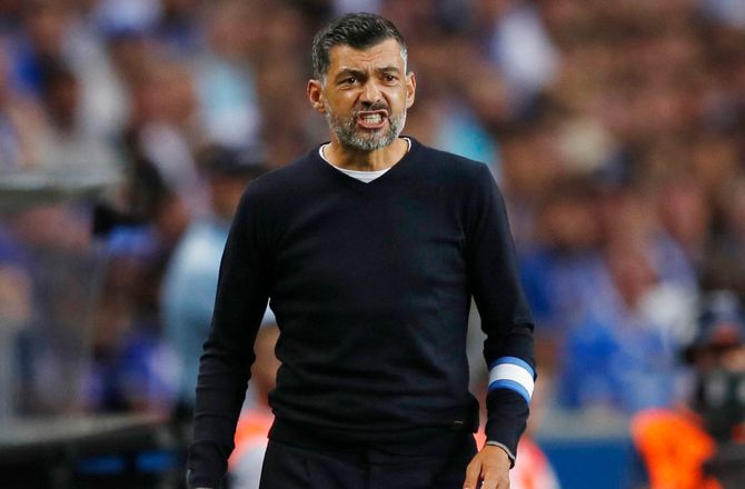 Primeira Liga -Porto-træner smutter efter drama i kulissen
