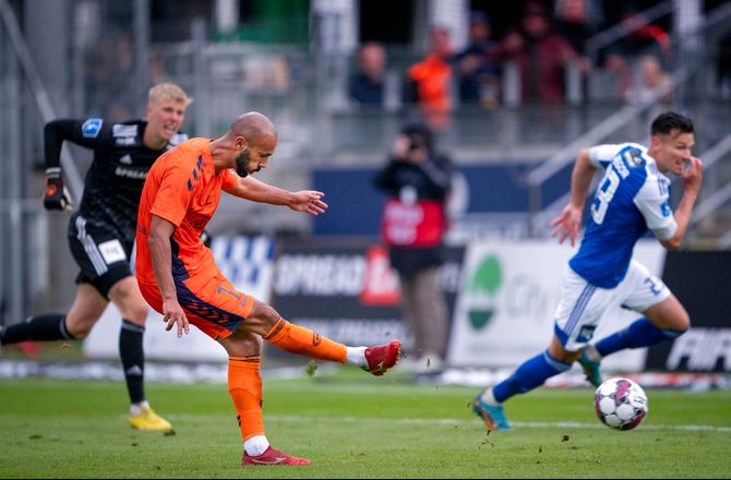 3F Superliga -VAR-dommer efter Lyngby-kritik: Reglerne blev fulgt