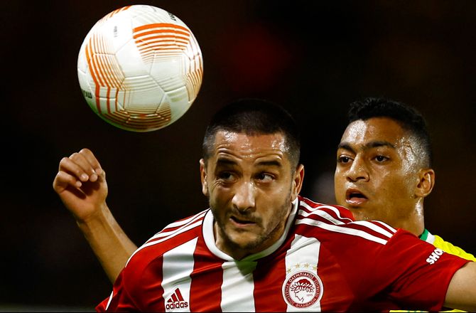 1. Division -Manolas forlader Biel og co. - tager til de Arabiske Emirater