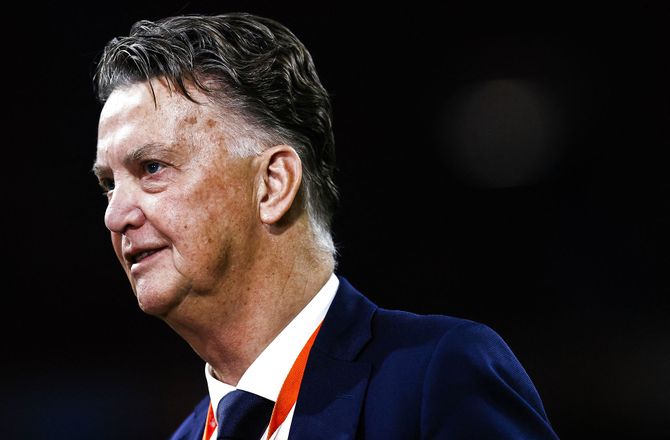 Holland -Van Gaal er kræftfri