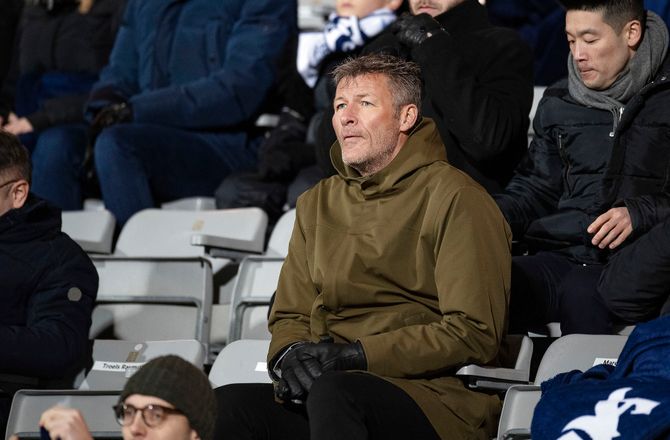 3F Superliga -Marc Rieper hjælper AGF: Har en forpligtelse til det