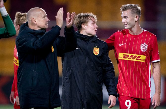 3F Superliga -Schjelderup gik skadet ud: Håber på overbelastning 