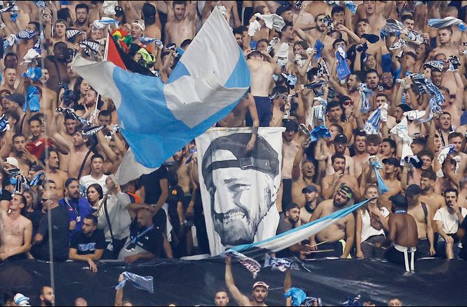 Ligue 1 -Fransk storklub meldes interesseret i Rayane Messi