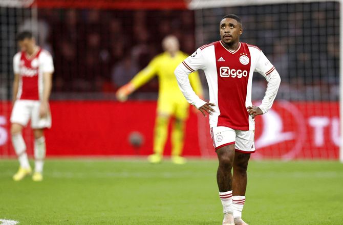 Æresdivisionen -Ajax-kaptajn efter skuffelse: Ingen grund til panik 