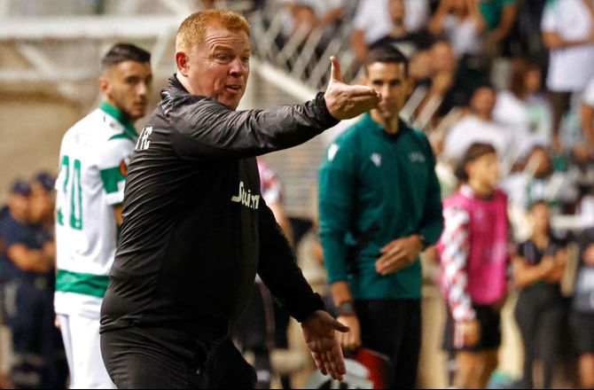 Rapid Bukarest -Neil Lennon har landet nyt trænerjob