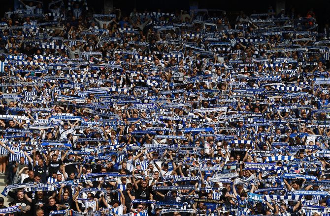 2. Bundesliga -Hertha Berlin handler i Schalke 