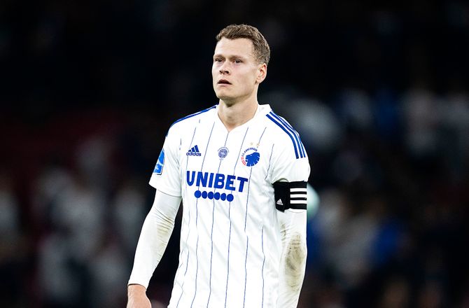 3F Superliga -Claesson følger barndomsklub: Kan kun forholde mig til FCK-kontrakt