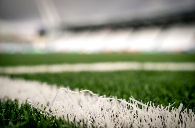 Æresdivisionen -Æresdivisionen vil forbyde kunstgræs fra 2025