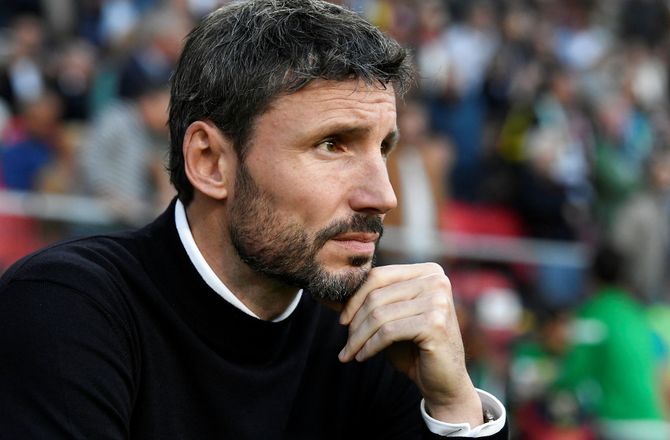 Jupiler Pro League -Mark Van Bommel vil ikke tage job i denne sæson