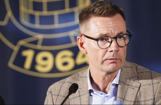 3F Superliga -Jan Bech positiv om fan-initiativ: Men GFH er ikke et quick-fix