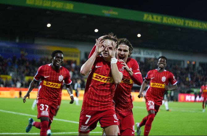 Pokalen -Stolpen stod i vejen for AGF - FCN er kvartfinaleklar