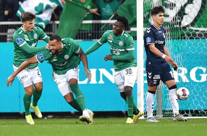 3F Superliga -Viborg og AGF deler i chancerig affære