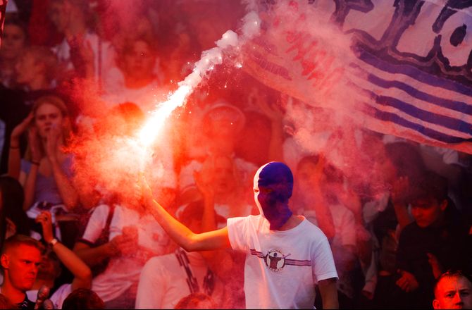 3F Superliga -AGF får bøde på 50.000 for pyro til Brøndby-kamp