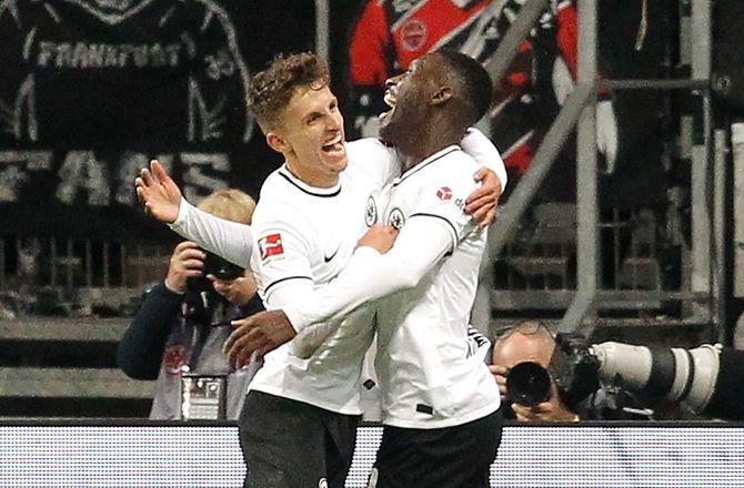 Bundesliga -Jesper Lindstrøm og co. hyldet - kåret til årets hold i Tyskland