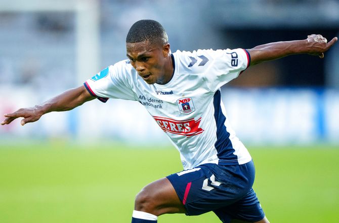 Pokalen -Gift Links er tilbage i AGF-trup til pokalbrag