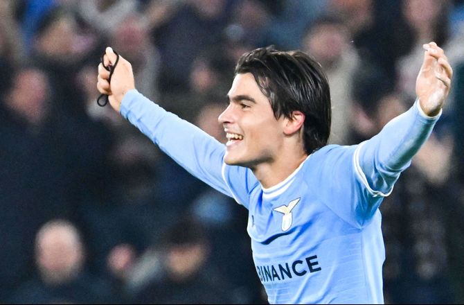 Serie A -17-årig matchvinder sendte Lazio på andenpladsen