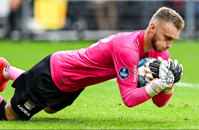 KNVB Cup -Jasper Cillessen meldes klar efter lang skadespause