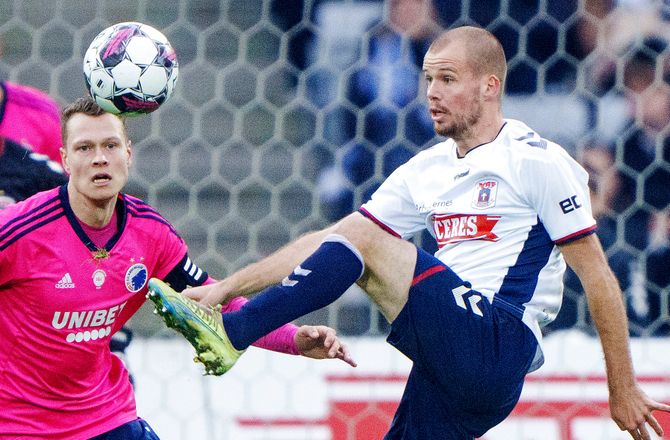 3F Superliga -Dommerchef begrunder underkendt AGF-mål