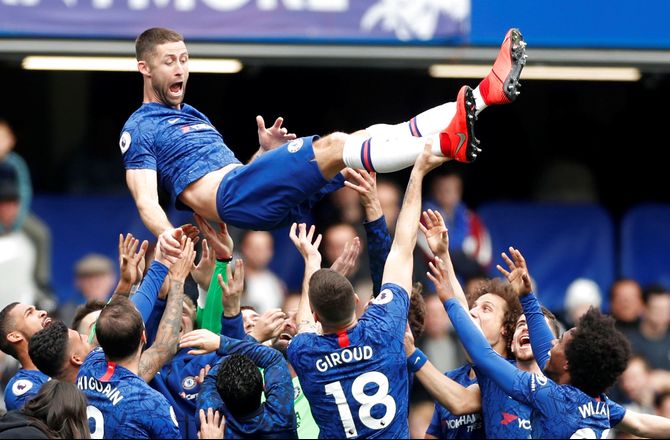 Premier League -Gary Cahill siger stop: Har fået utrolige minder