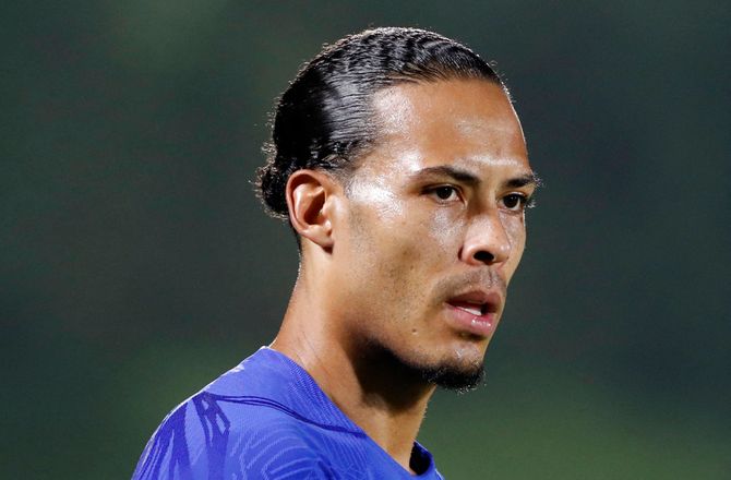 VM -Van Dijk begræder Mané-skade: VM fortjener de bedste spillere