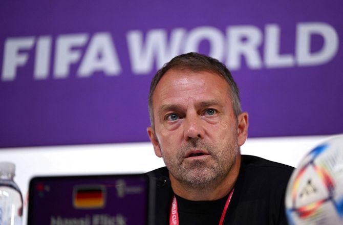 VM -Flick om FIFA's udmelding om OneLove: Holdet er chokeret 