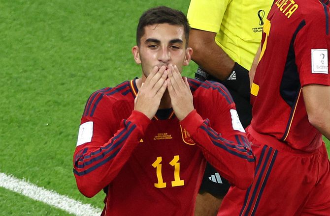 Nations League A -Danmark slipper for Barcelona-spanier 