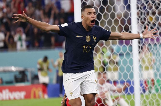 VM -Merde! - Mbappé holdt legestue og sænkede Danmark