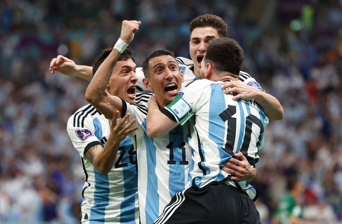 VM -SLUT: Argentina - Mexico minut for minut