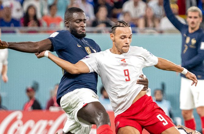 VM -SATS PÅ: Danmark står 0-0 i pausen