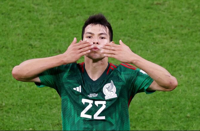 Æresdivisionen -Bekræftet: PSV henter mexicaner i Napoli