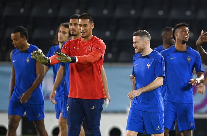 VM -Fransk reservekeeper sad over i træningen