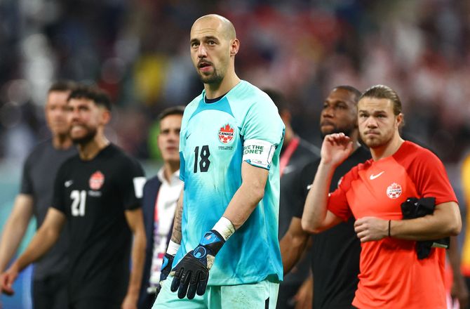 VM -Canadisk keeper modtog tusindvis af hadbeskeder efter læk