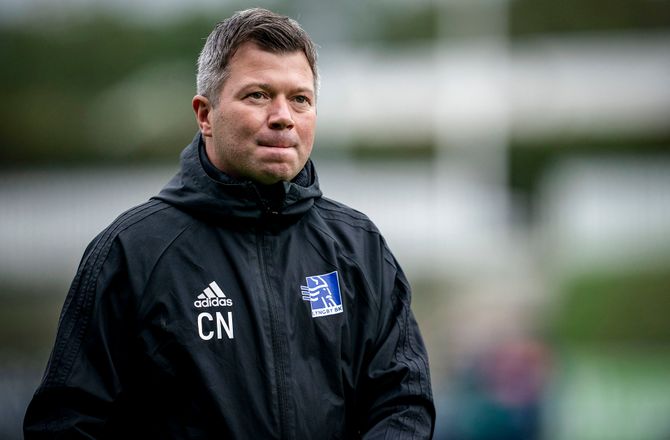3F Superliga -Lyngby-træner blev fyret under sygemelding: Hård periode
