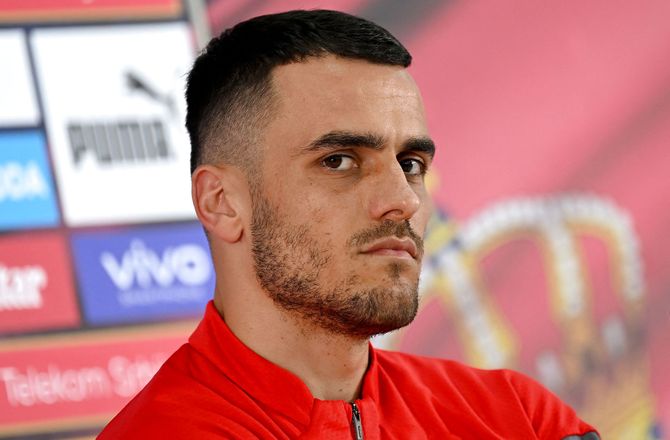 SüperLig -Filip Kostic meldes i dialog med Fenerbahce