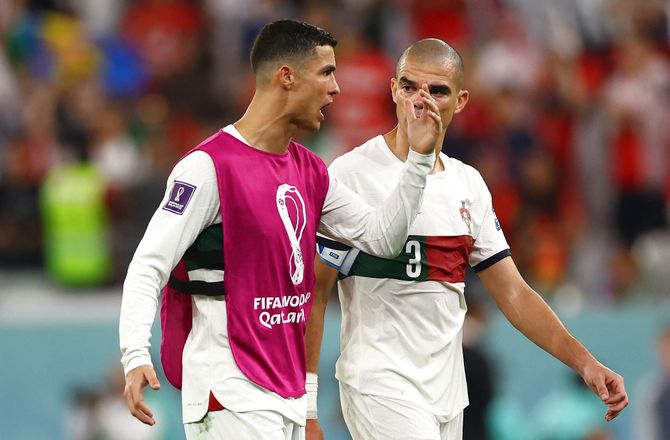 VM -Ronaldo var sur ved udskiftning: Pepe måtte træde til