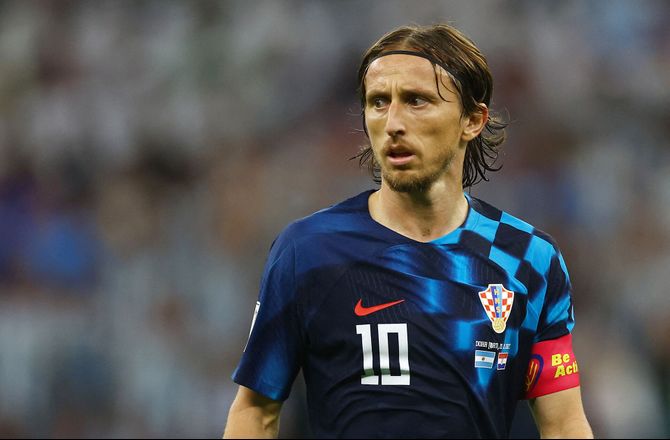 VM -LIGE PÅ: Magiske Modric har store 'cojones'