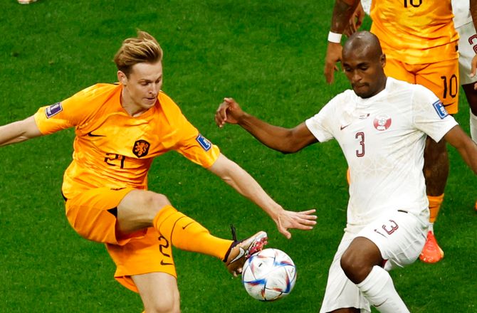 1. Division -Ny nedtur for qatarsk VM-profil - har fået ophævet sin kontrakt