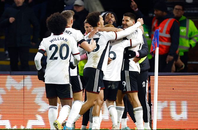 FA Cup -Fulham besejrede Hull og gik videre i FA Cup