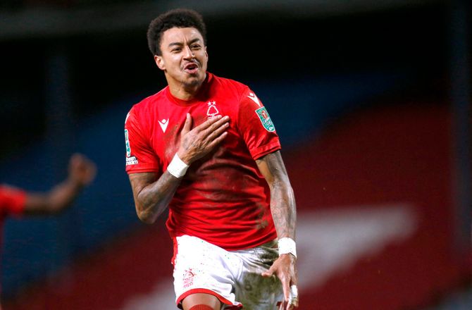 EM -Medie: Al-Ettifaq vil have Lingard - skal først sælge svensker