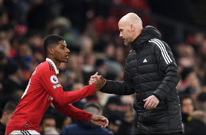 Premier League -Ten Hag glider af på spørgsmål om Gakpo: Leder efter en angriber
